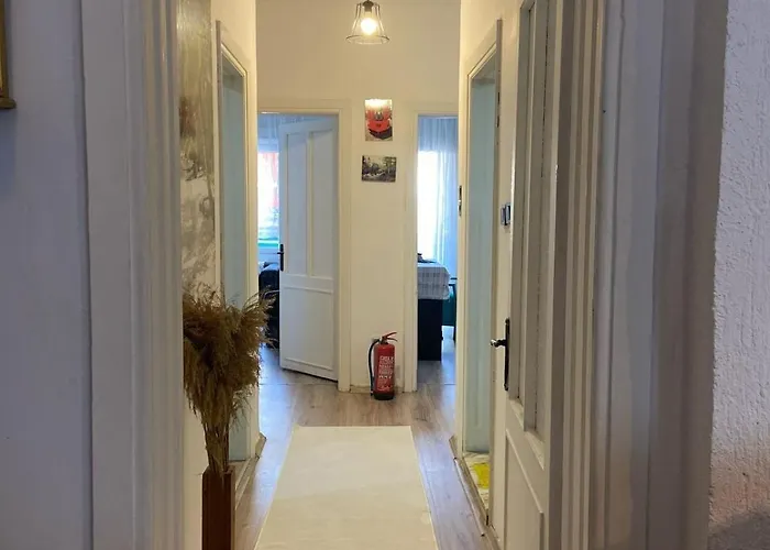 Daire Authentic Detached House In Center *