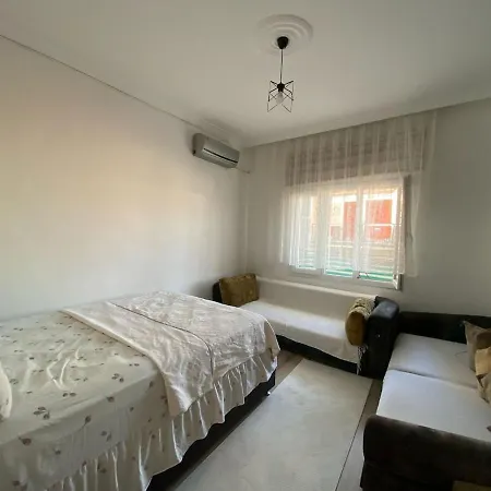 アパート Authentic Detached House In Center *