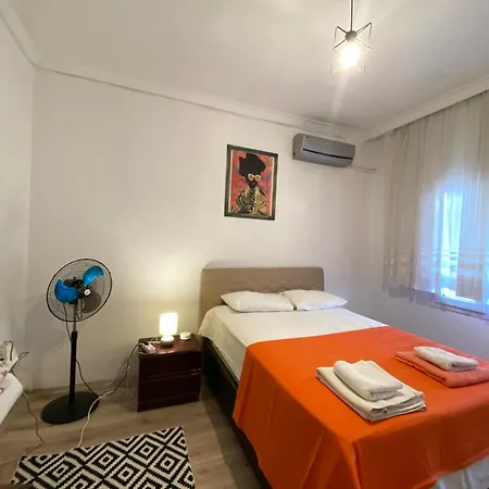 Authentic Detached House In Center Kusadası