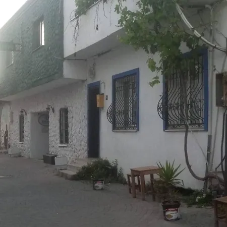 דירה Authentic Detached House In Center קוסדסי